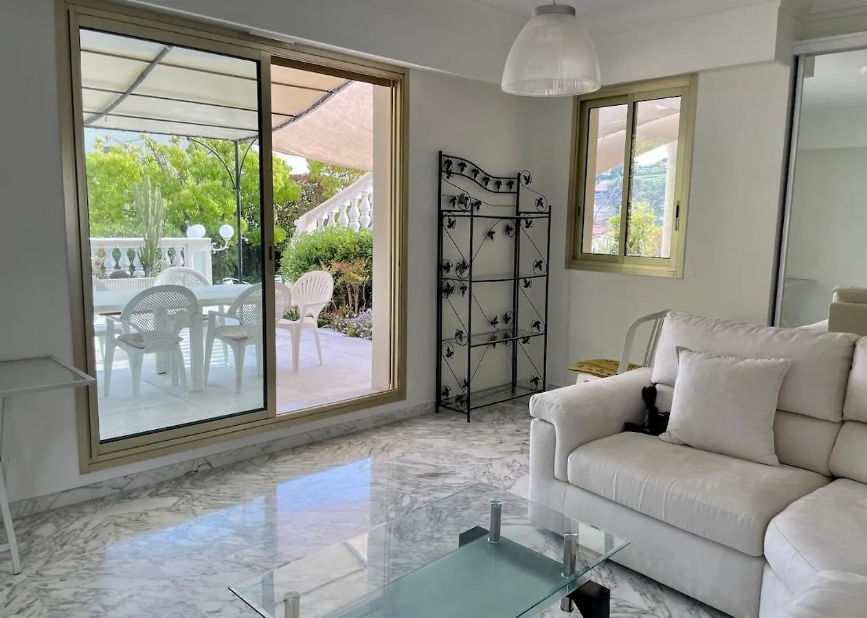 Apartment Rez De Jardin De 65M2 Dans Villa A Nice